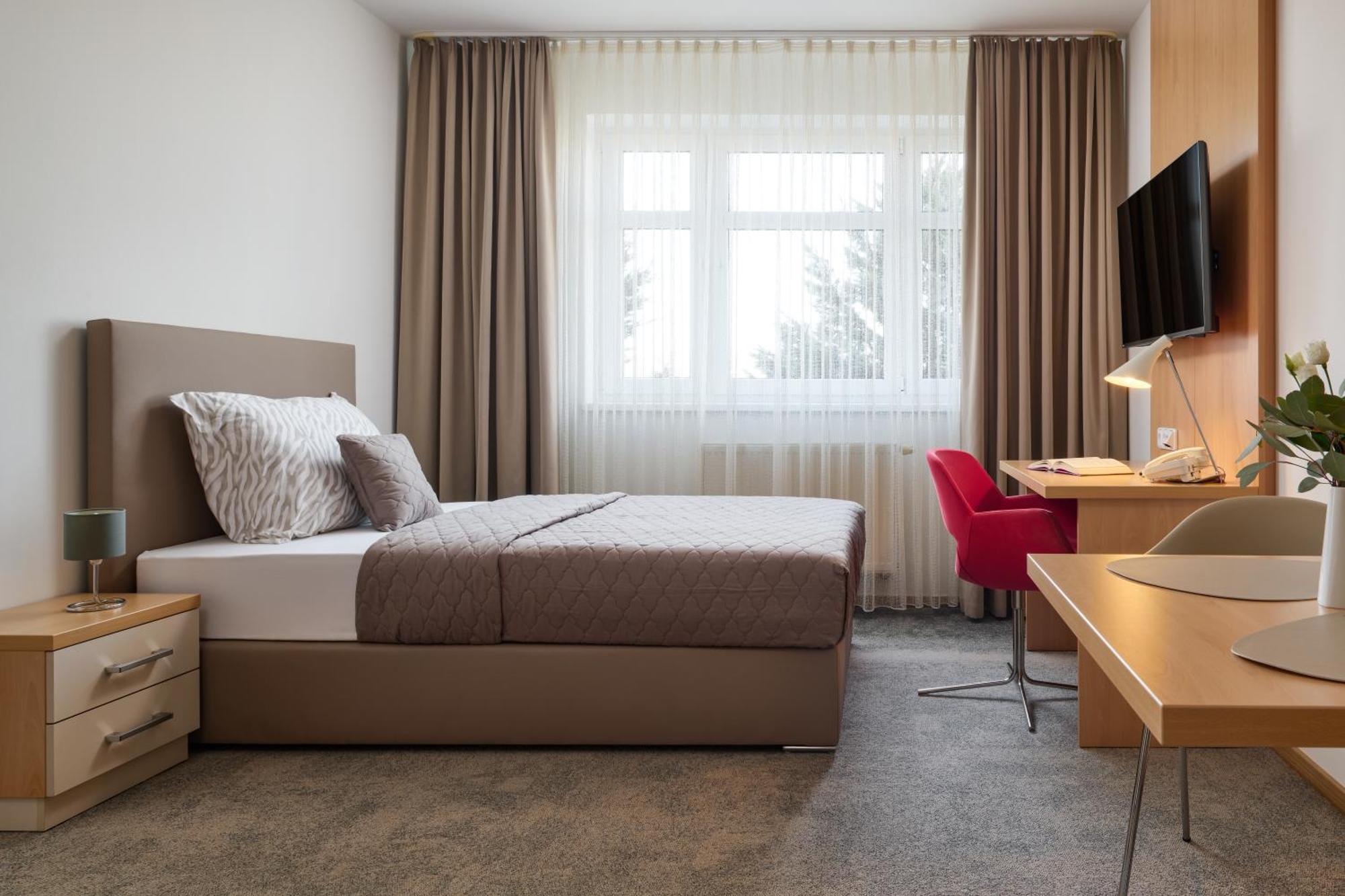 Hotel Osvit Mladá Boleslav Dış mekan fotoğraf